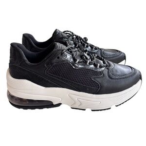 Bershka Black Sneakers Sz 40 NWT